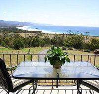 Bicheno's Ocean View Retreat - Geraldton Accommodation