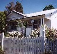 Crabapple Cottage - Geraldton Accommodation