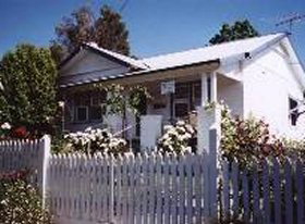 Crabapple Cottage - Geraldton Accommodation 0