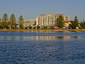 Oaks Waterfront Resort - The Entrance - Geraldton Accommodation 12