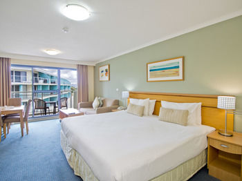 Oaks Waterfront Resort - The Entrance - Geraldton Accommodation 13