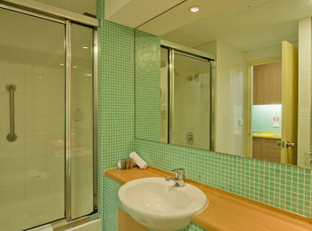 Oaks Waterfront Resort - The Entrance - Geraldton Accommodation 18