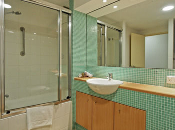 Oaks Waterfront Resort - The Entrance - Geraldton Accommodation 19