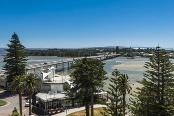 Oaks Waterfront Resort - The Entrance - Geraldton Accommodation 38