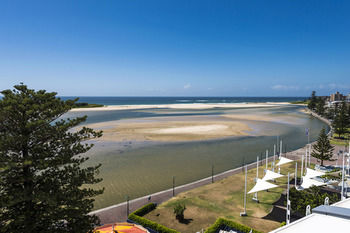 Oaks Waterfront Resort - The Entrance - Geraldton Accommodation 51