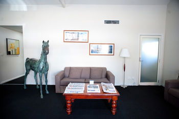 APX Parramatta - Geraldton Accommodation 4
