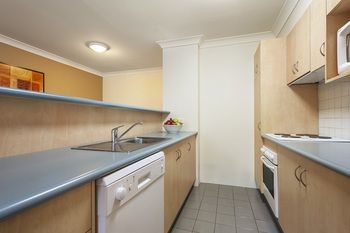 APX Parramatta - Geraldton Accommodation 7