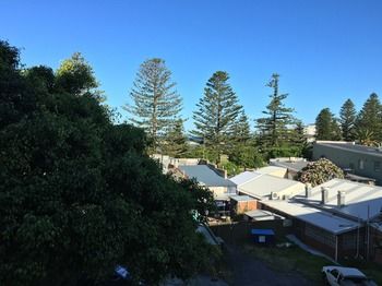 Waldorf The Entrance Serviced Apartments - Geraldton Accommodation 4