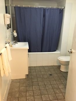Waldorf The Entrance Serviced Apartments - Geraldton Accommodation 7