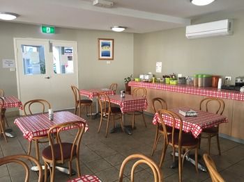 Waldorf The Entrance Serviced Apartments - Geraldton Accommodation 18