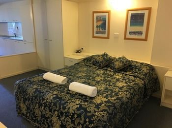 Waldorf The Entrance Serviced Apartments - Geraldton Accommodation 24