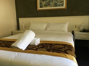 El Lago Waters Motel - Geraldton Accommodation 34
