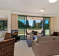Santorini Twin Waters - Geraldton Accommodation