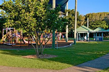 Santorini Twin Waters - Geraldton Accommodation 14