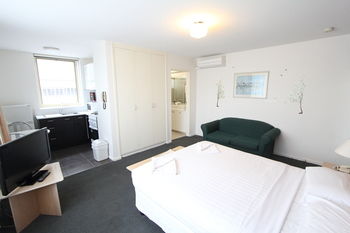 Drummond Apartments Services - Geraldton Accommodation 15