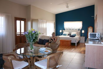 Lavender House B&B - Geraldton Accommodation 12