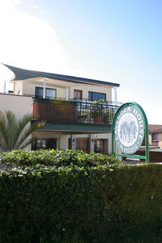 Lavender House B&B - Geraldton Accommodation 24
