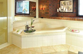 Holly Lodge - Geraldton Accommodation 10