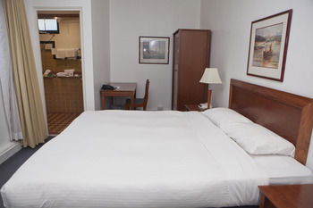 The Savoy Double Bay Hotel - Geraldton Accommodation 10