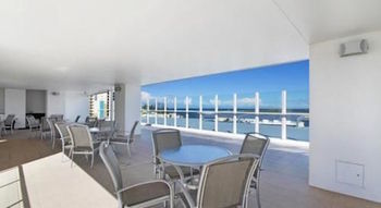 OVR Caloundra - Geraldton Accommodation 9