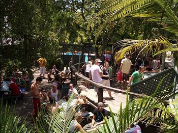 Nomads Noosa Backpackers Hostel - Geraldton Accommodation 7