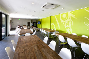 Bounce Sydney - Hostel - Geraldton Accommodation 10