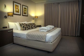 Montmorency VIC Geraldton Accommodation
