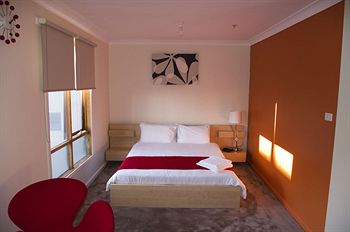Nomads St Kilda Beach - Hostel - Geraldton Accommodation 8