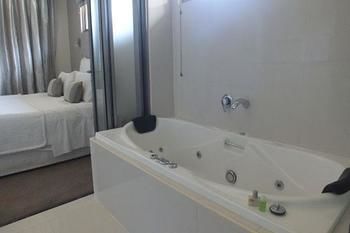 Terrigal Hinterland Bed And Breakfast - Geraldton Accommodation 7