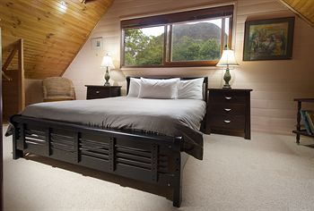 Glass House Mountains Ecolodge - Geraldton Accommodation 16