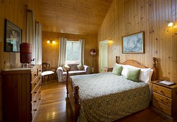 Glass House Mountains Ecolodge - Geraldton Accommodation 19