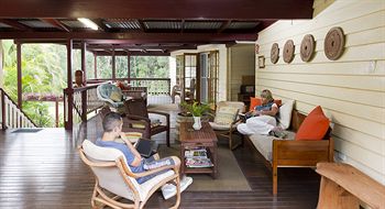 Glass House Mountains Ecolodge - Geraldton Accommodation 26