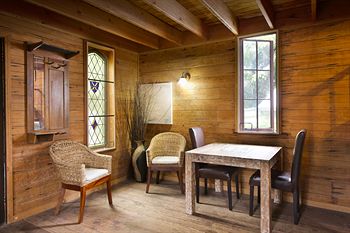 Glass House Mountains Ecolodge - Geraldton Accommodation 11