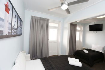 The Lakes Hotel - Geraldton Accommodation 27