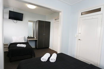 The Lakes Hotel - Geraldton Accommodation 30