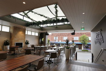 The Lakes Hotel - Geraldton Accommodation 37