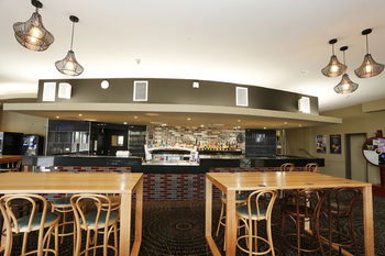 The Lakes Hotel - Geraldton Accommodation 45