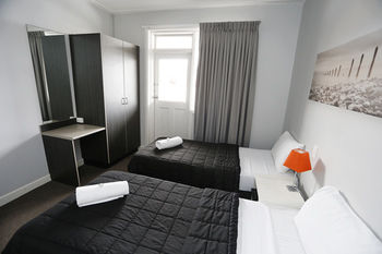 The Lakes Hotel - Geraldton Accommodation 61