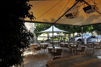 The Bayview Hotel - Geraldton Accommodation 0
