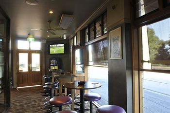 The Bayview Hotel - Geraldton Accommodation 1