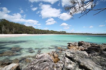 The Edgewater Bed & Breakfast - Geraldton Accommodation 4