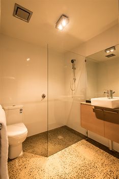 Orange Serviced Apartment - Geraldton Accommodation 0
