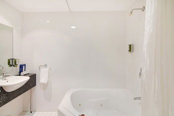 Quality Suites Boulevard On Beaumont - Geraldton Accommodation 21