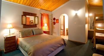 Riverwood Downs Mountain Valley Resort - Geraldton Accommodation 12
