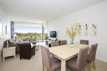 White Shells Luxury Apartments - Geraldton Accommodation 4