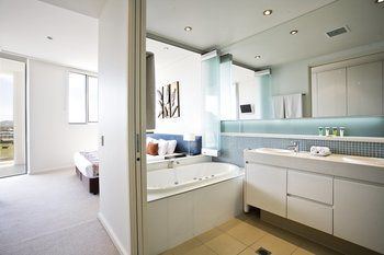 White Shells Luxury Apartments - Geraldton Accommodation 11