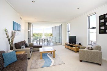 White Shells Luxury Apartments - Geraldton Accommodation 14
