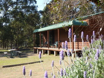 Hunter Hideaway Cottages - Geraldton Accommodation 4