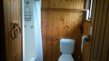 Hunter Hideaway Cottages - Geraldton Accommodation 6