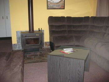 Tanglewood Gardens - Geraldton Accommodation 48